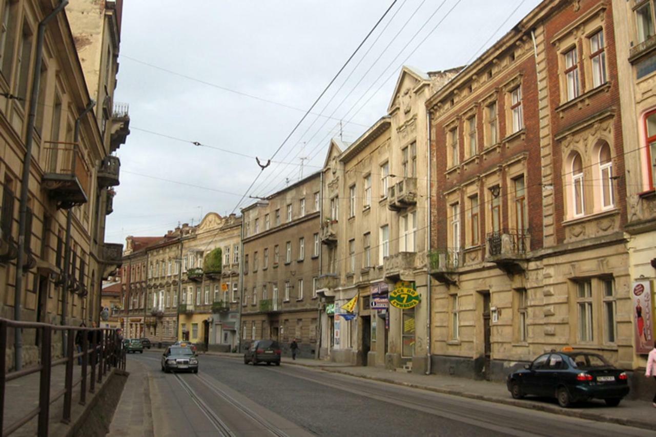 Comfortable Apartment On Franko Лвив Екстериор снимка
